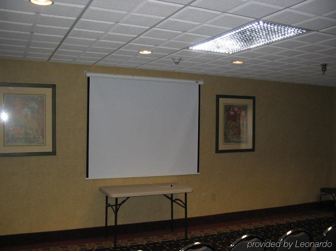 Holiday Inn Express Hotel & Suites Laurinburg By Ihg Facilities photo
