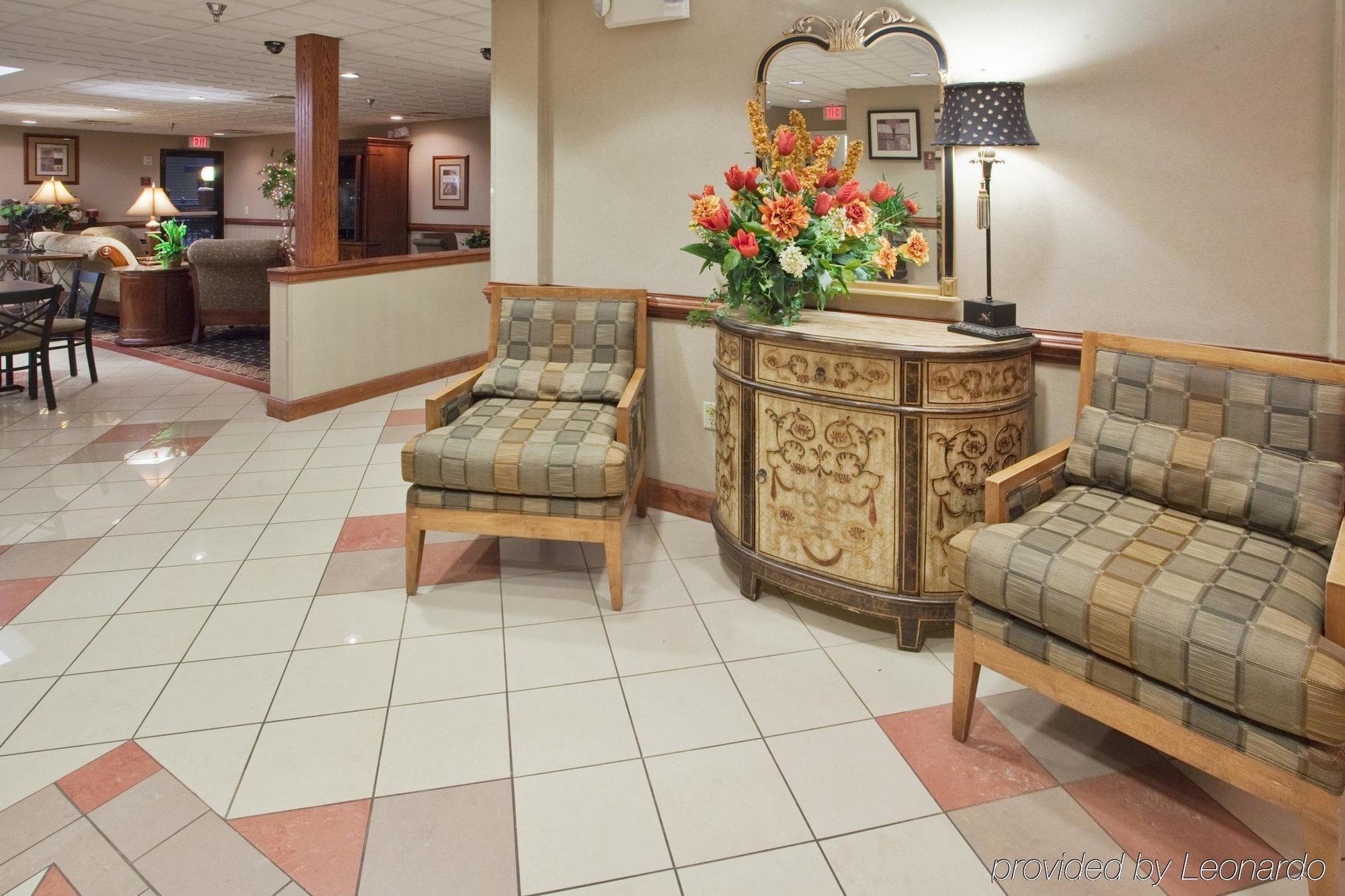 Holiday Inn Express Hotel & Suites Laurinburg By Ihg Interior photo